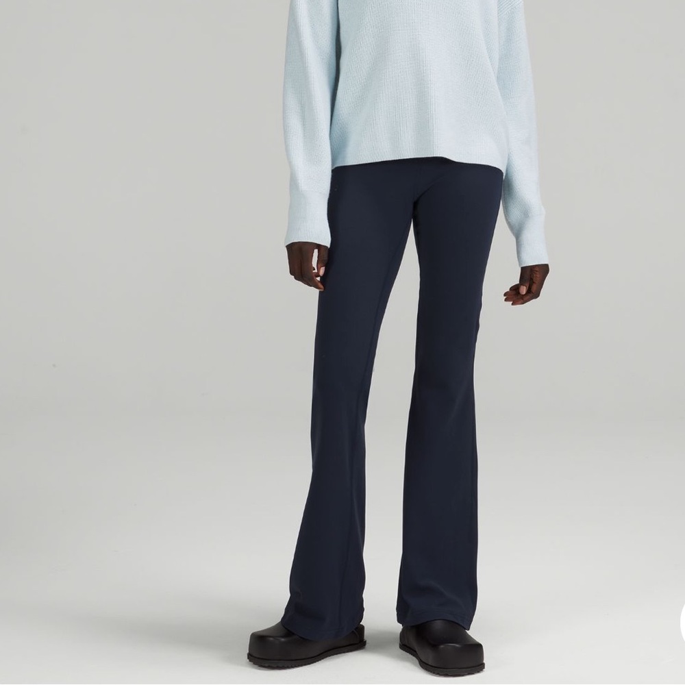 Navy Blue Groove Super - High-Rise Flared Pant Nulu *Regular Size 2